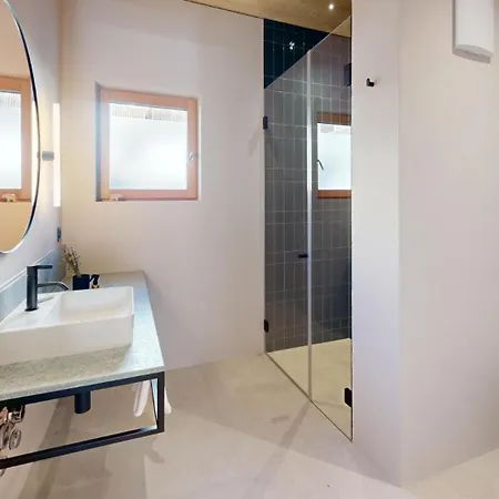 Sella Nouva Apartment *